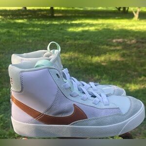 Nike metallic copper shoes